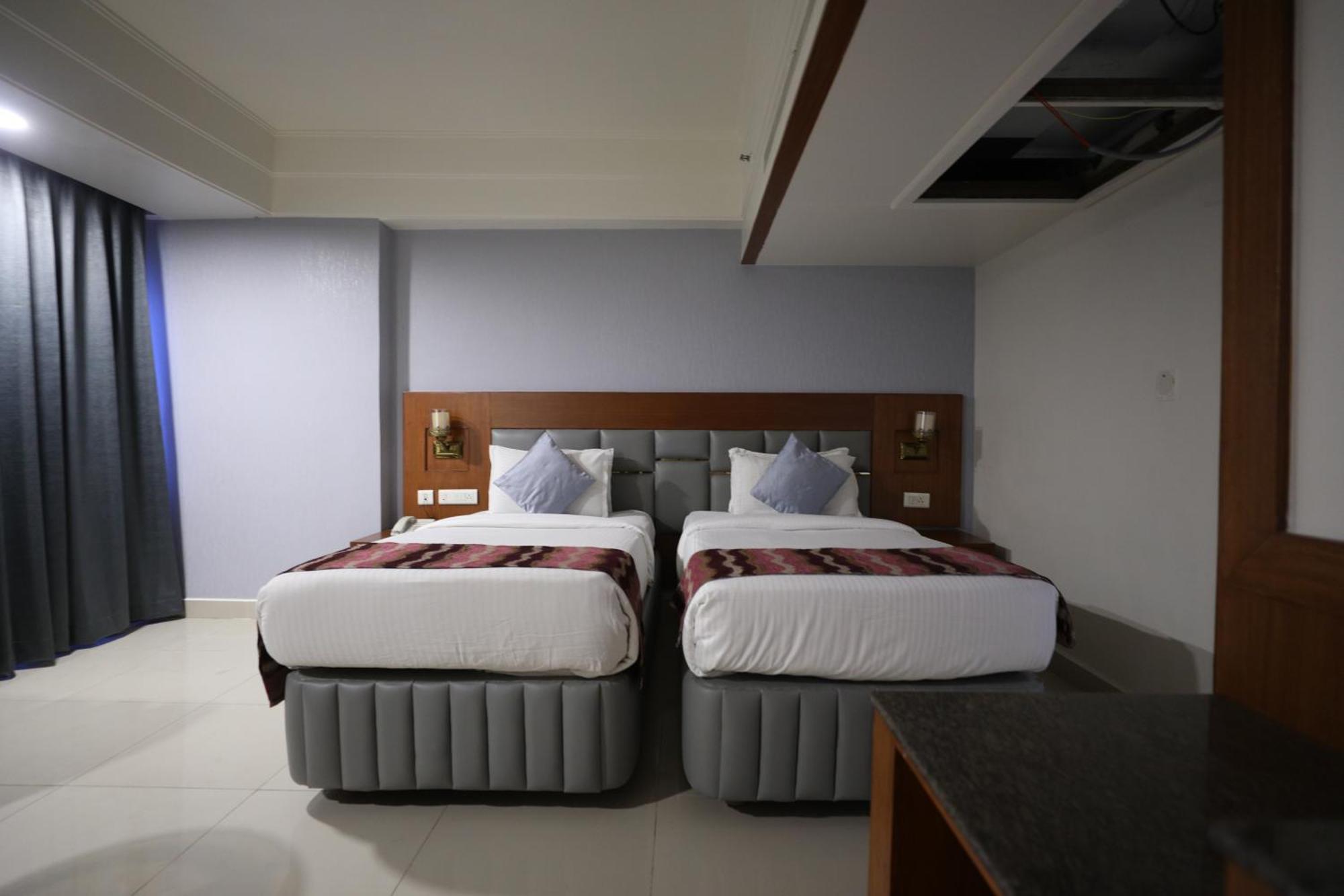 Eastin Hotels ไฮเดอราบัด ภายนอก รูปภาพ